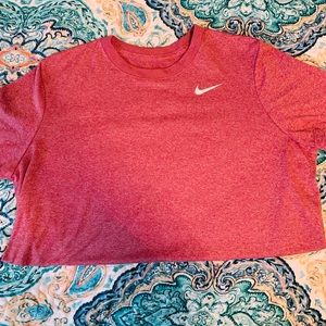 pink nike top!!!!